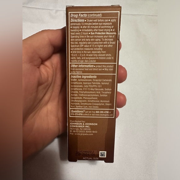 Neutrogena Purescreen+ Tinted Mineral Face Sunscreen, 1.1 fl oz New In Box - Picture 9 of 10